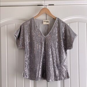 SAVANNA JANE NWT Party Holiday Silver Sequin Short Sleeve Top Women's Size S